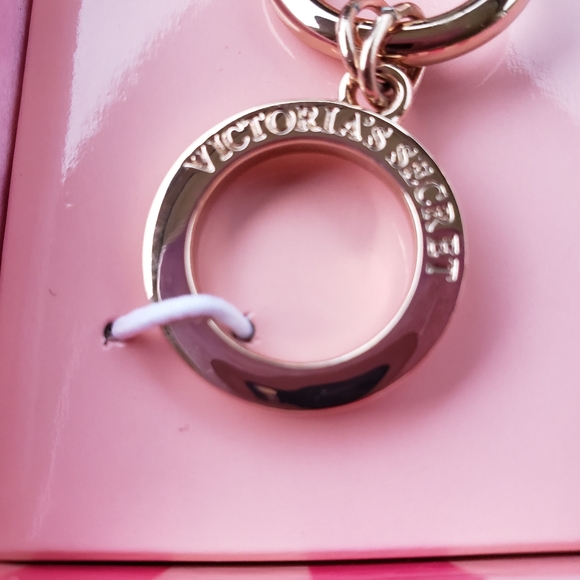 Victoria's Secret Chain Link Bracelet Angel Wings Toggle Clasp OS Gift Box NWT - Picture 7 of 14